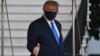 Трампа госпитализировали. Ранее сообщалось, что у президента США и его супруги – COVID-19